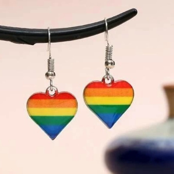 GAY PRIDE EARRINGS LBGTQ RAINBOW EARRINGS HEART SHAPED EARRINGS DANGLE LESBIAN - Picture 4 of 9
